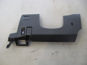 06 Nissan 350Z Under Column Trim Panel 68106 CD000 R8081