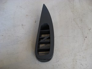06 Nissan 350Z LH Driver Z Dash Vent  R8085
