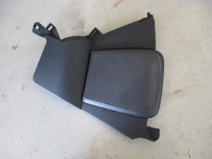 06 Nissan 350Z LH Driver Knee Bloster  R8086