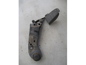 06 Nissan 350Z Rear RH Stay Arm Bracket  R8151