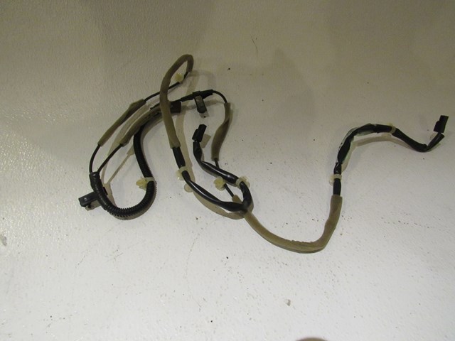 97 Honda PRELUDE Rear Defrost Ground Wire 32202-s30-0002  R8165