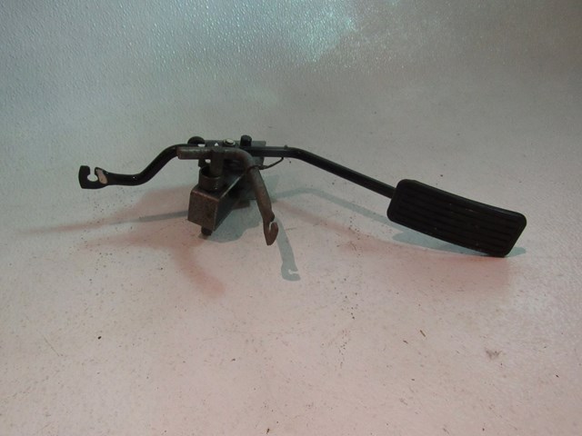 97 Honda PRELUDE SH Gas Pedal  R8196