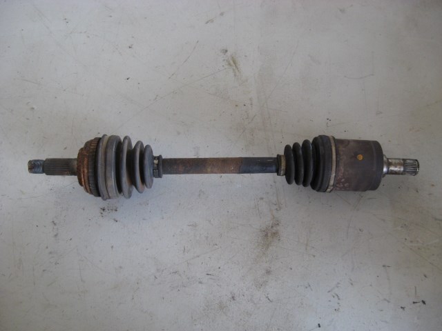 97 Honda PRELUDE SH RH Passenger Axle  R8279