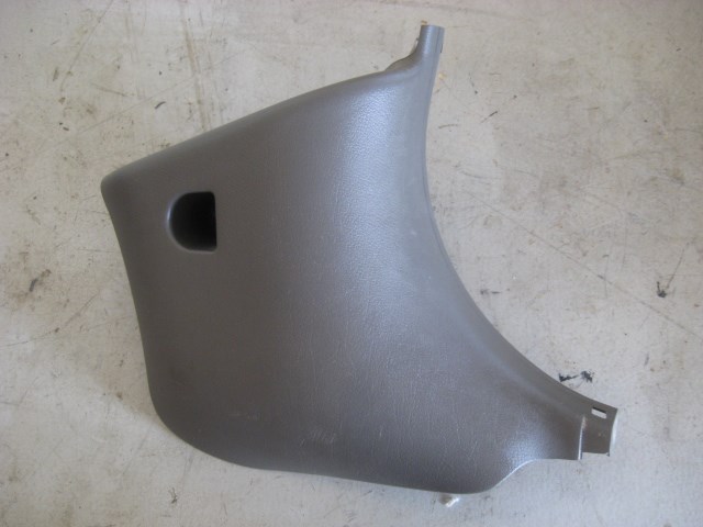 03 Acura RSX RH Passenger Kick panel  R8434