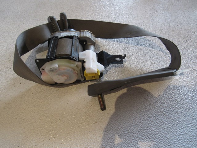 03 Acura RSX RH Passenger Seat Belt  R8443