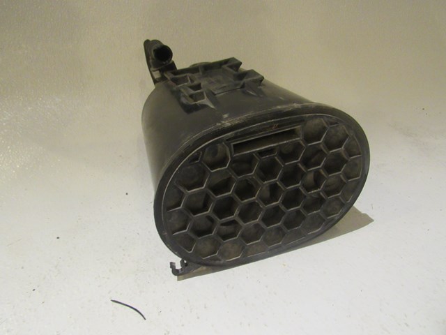 03 Acura RSX Fuel Vapor Canister  R8533