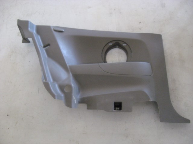 03 Acura RSX LH Driver Quarter Panel Trim  R8559