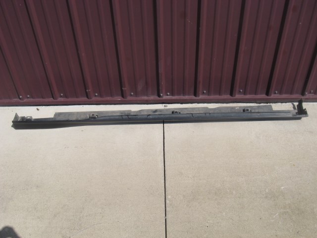 03 Acura RSX RH Passenger Side Skirt  R8567