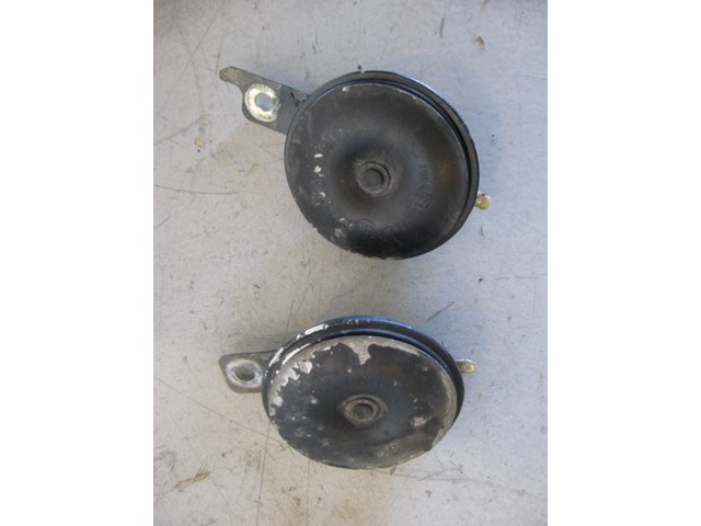 04 Subaru IMPREZA Horns  R8572