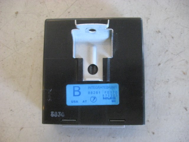 04 Subaru IMPREZA TS Integrated Unit 88281 FE170 R8584