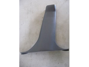 04 Subaru IMPREZA RH Lower B Pillar Trim Panel  R8609