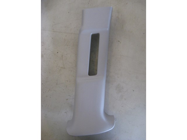 04 Subaru IMPREZA RH Upper B Pillar Trim Panel  R8610