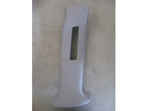 04 Subaru IMPREZA RH Upper B Pillar Trim Panel  R8610