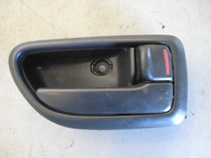 04 Subaru IMPREZA Front RH Passenger Door Handle  R8621