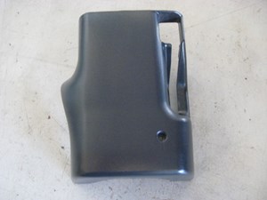 04 Subaru IMPREZA Lower Column Trim Panel  R8627