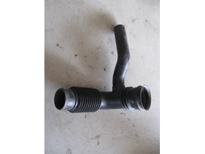 04 Subaru IMPREZA TS Air Intake Tube  R8644