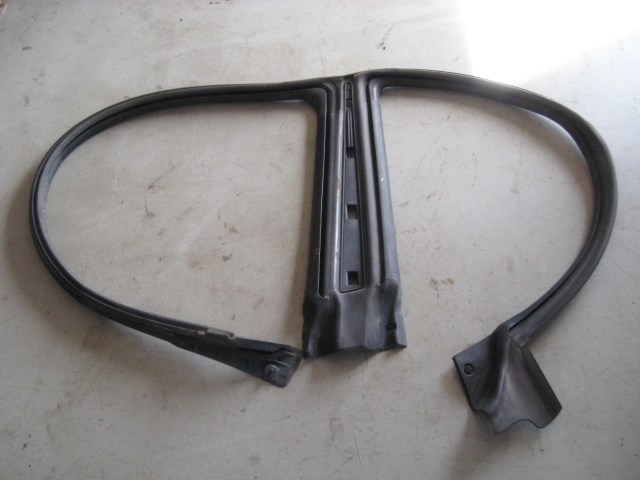 04 Subaru IMPREZA TS LH Driver ABC Body Seals  R8651