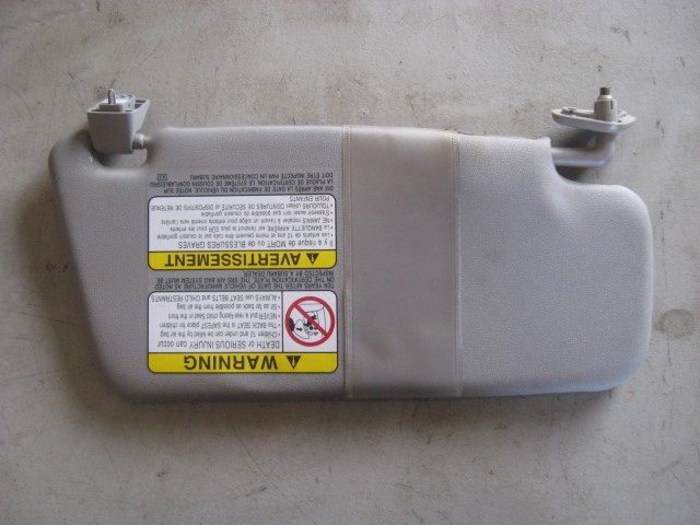 04 Subaru IMPREZA Front LH Driver Sun Visor  R8683