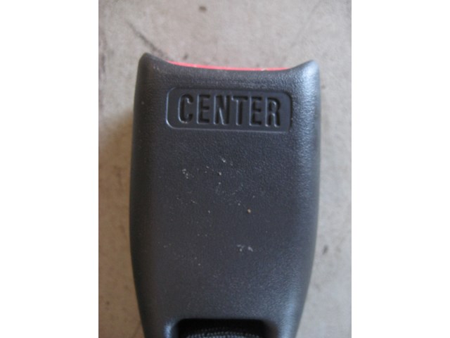 04 Subaru IMPREZA Rear Center Seat Belt Buckles  R8708