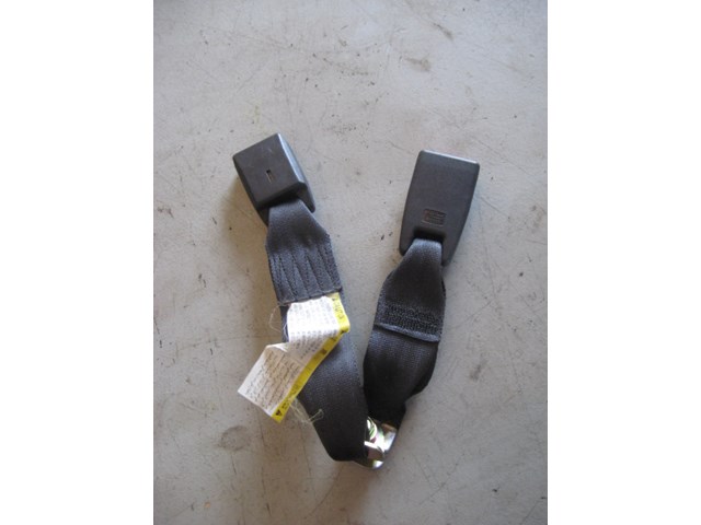 04 Subaru IMPREZA Rear Seat Belt Buckles  R8709