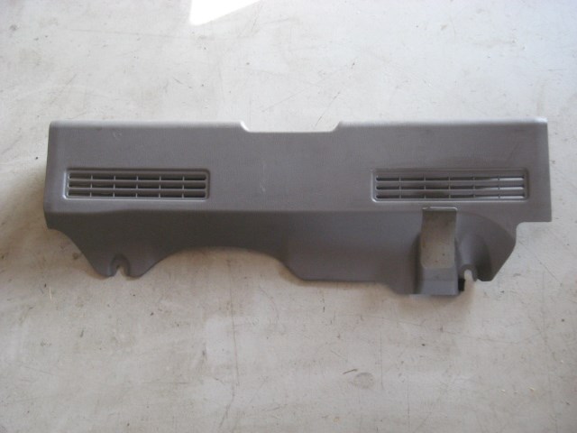 04 Subaru IMPREZA Rear Hatch Luggage Plate  R8727