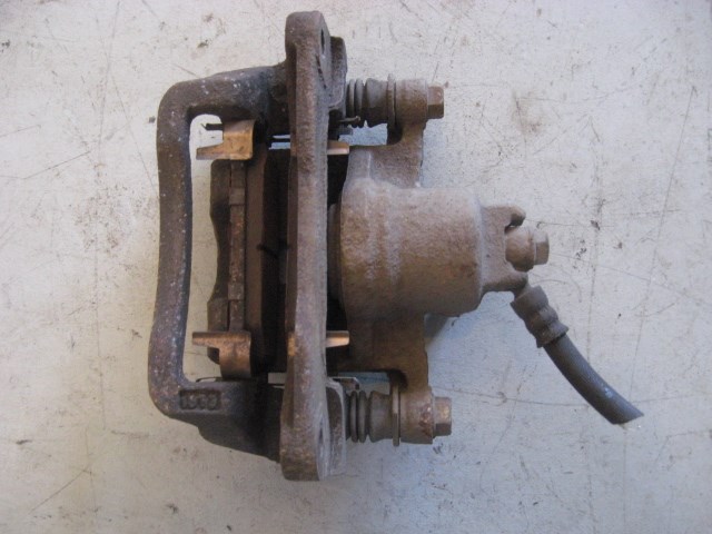 04 Subaru IMPREZA TS Rear LH Driver Brake Caliper  R8769