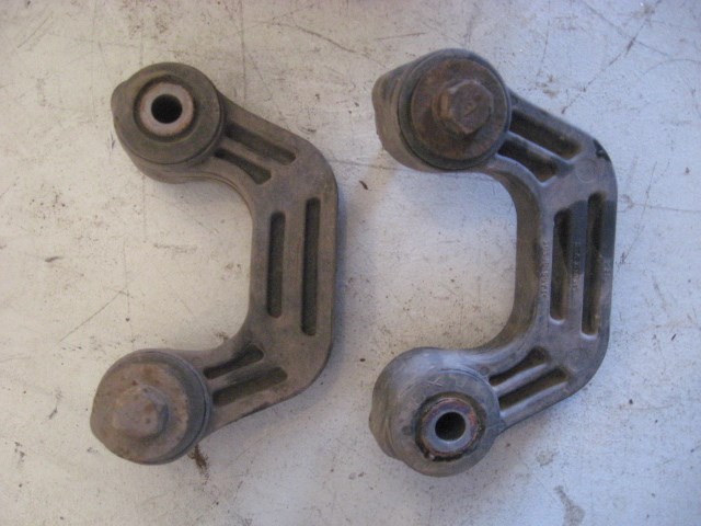 04 Subaru IMPREZA Rear Sway Bar Links  R8773