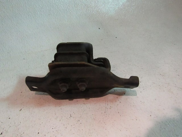 04 Subaru IMPREZA TS RH Engine Mount  R8814
