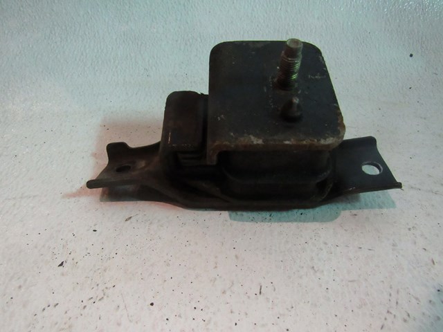 04 Subaru IMPREZA TS RH Engine Mount  R8814