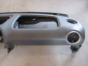 04 Subaru IMPREZA TS Dash Assembly  R8817