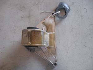 98 Porsche BOXSTER Engine Mount 98637512303 G98737502305 R8940