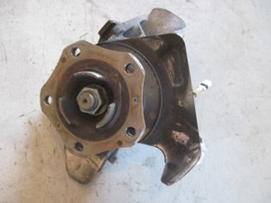 98 Porsche BOXSTER Front RH Spindle Assembly 99634165811 R8995