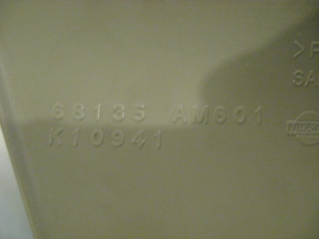 04 Infiniti G35 Tan LH Kick Panel Trim 68135 AM601 R15054