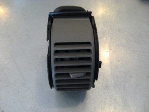 04 Infiniti G35 Tan RH Dash Vent  R15161