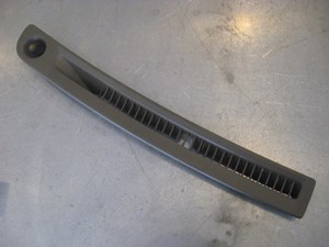 04 Infiniti G35 Upper RH Dash Vent  R15164