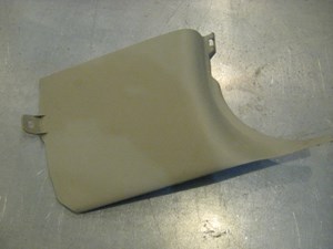 04 Infiniti G35 RH Passenger Kick Finish Panel 66900 AM600 R15180