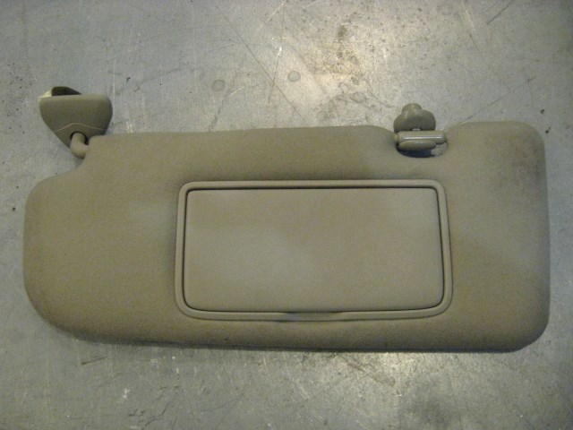 04 Infiniti G35 LH Driver Interior Sun Visor  R15203