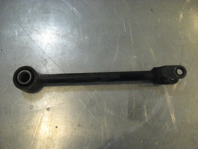 04 Infiniti G35 Rear Lower Trailing Arm  R15215