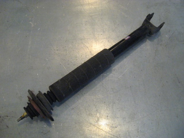 2004 Infiniti G35 Coupe Rear LH Strut Shock Absorber OEM 56210 AM902 R15246