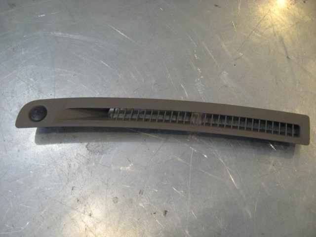 04 Infiniti G35 Tan Upper LH Dash Vent  R15251
