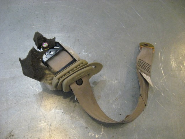 04 Infiniti G35 Rear LH Seat Belt  R15256