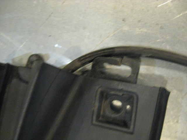 04 Infiniti G35 LH Driver Cowl Vent Panel  R15282