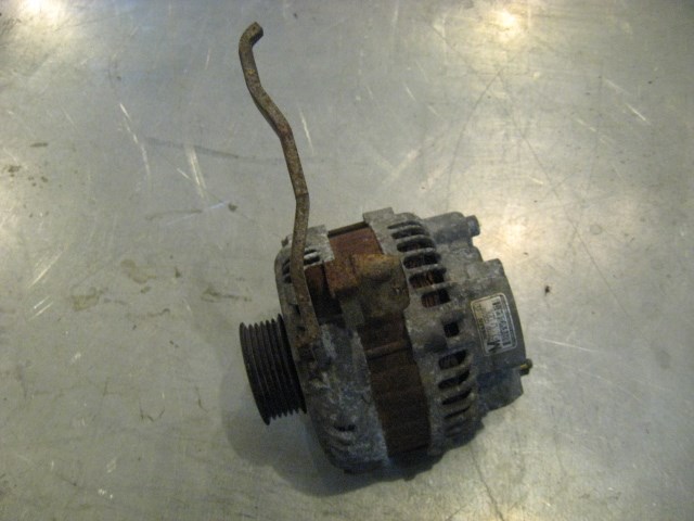 04 Infiniti G35 Alternator Assembly 23100 CD010 R15317