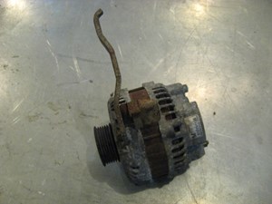 04 Infiniti G35 Alternator Assembly 23100 CD010 R15317