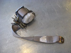 04 Infiniti G35 Rear RH Seat Belt  R15356