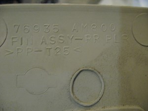 04 Infiniti G35 LH Driver Quarter Window Trim 76935 AM800 R15368