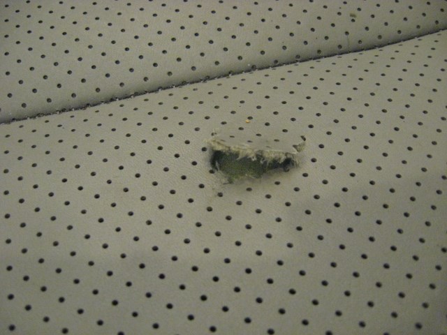 04 Infiniti G35 Coupe Tan Rear Seat Bottom  R15384