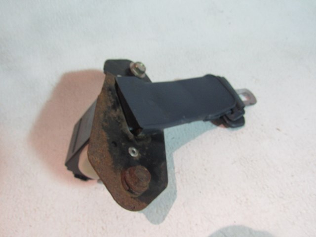 89 Nissan 240SX RH Passenger Lower Seat Belt  R15459
