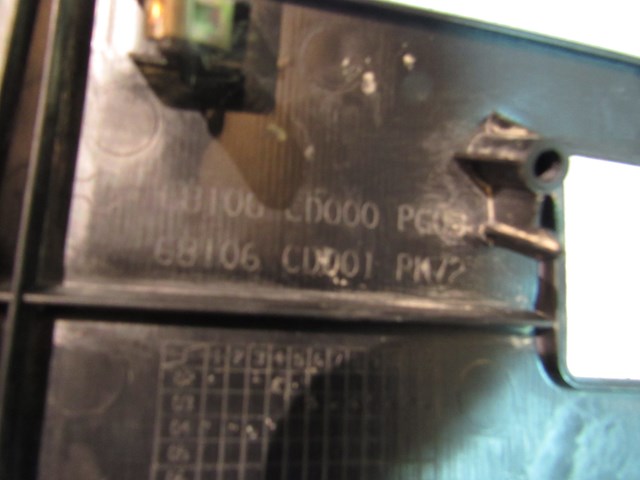 04 Nissan 350Z Under Column Trim Cover 68106 CD000 R15514