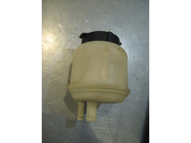 04 Nissan 350Z Power Steering Fluid Reservoir  R15533